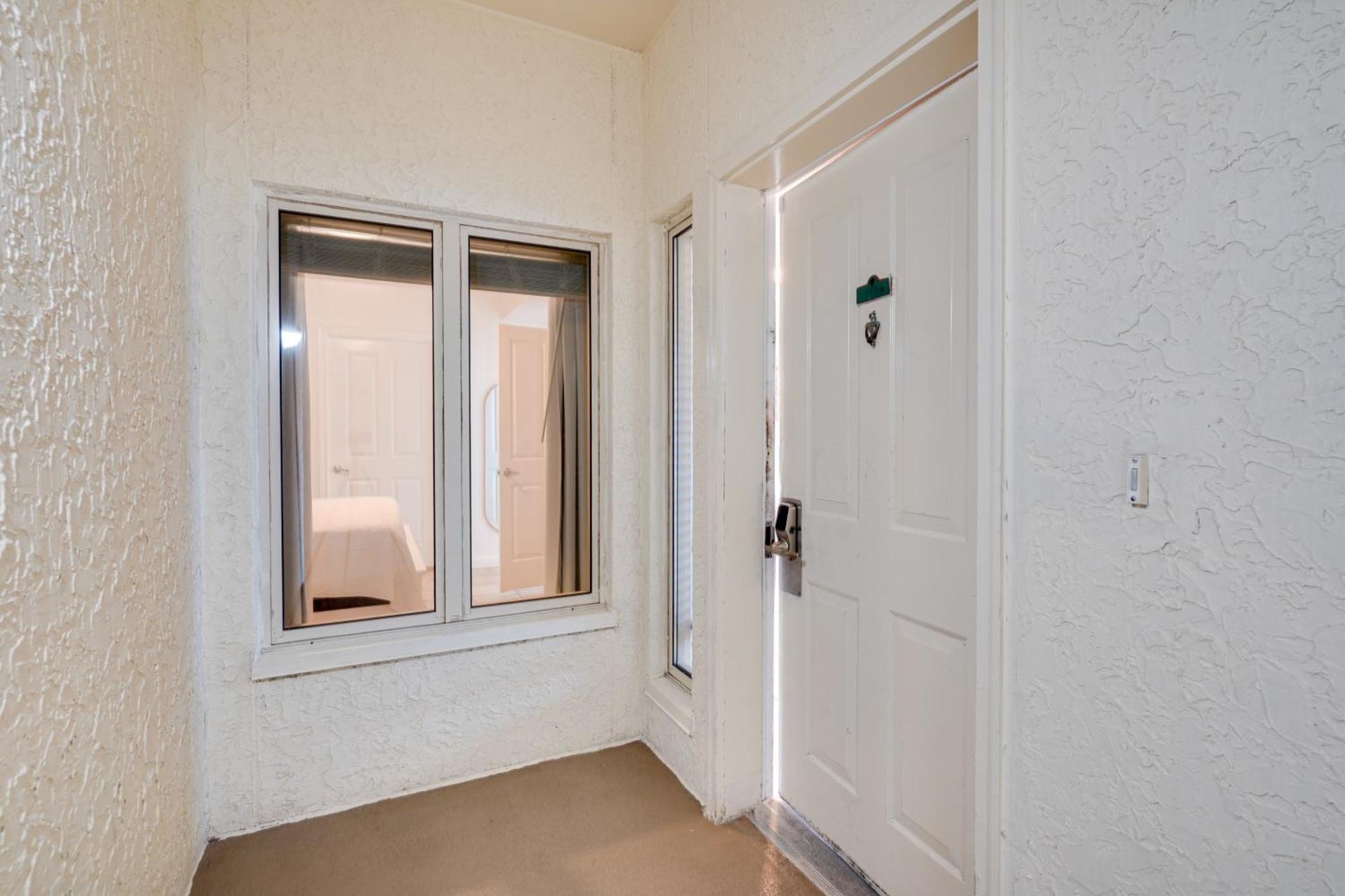 Beachfront Pcb Condo With Ocean View, Pool Access! Panama City Beach Exterior photo